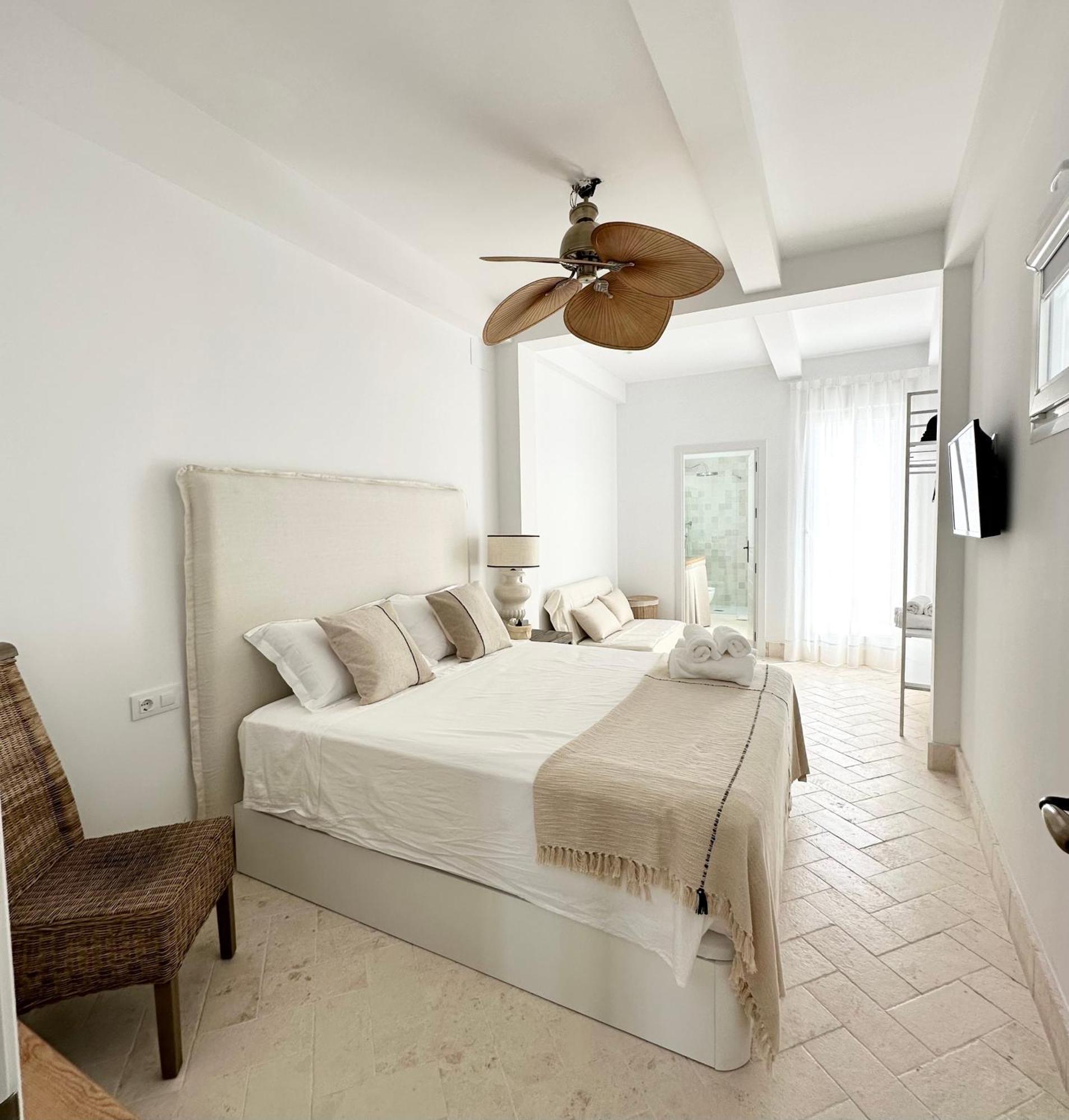 Apartamento Duplex Con Piscina Privada En Terraza アルカラ・デ・グアダイラ エクステリア 写真